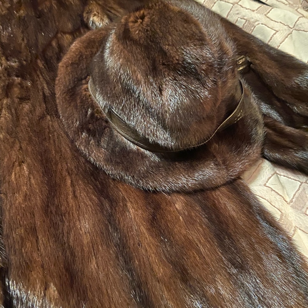 Genuine mink coat, excellent condition